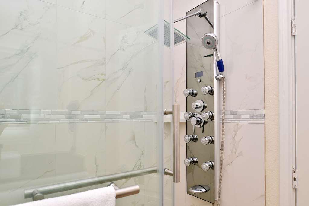 Americas Best Value Inn & Suites Spring / N. Houston Esterno foto