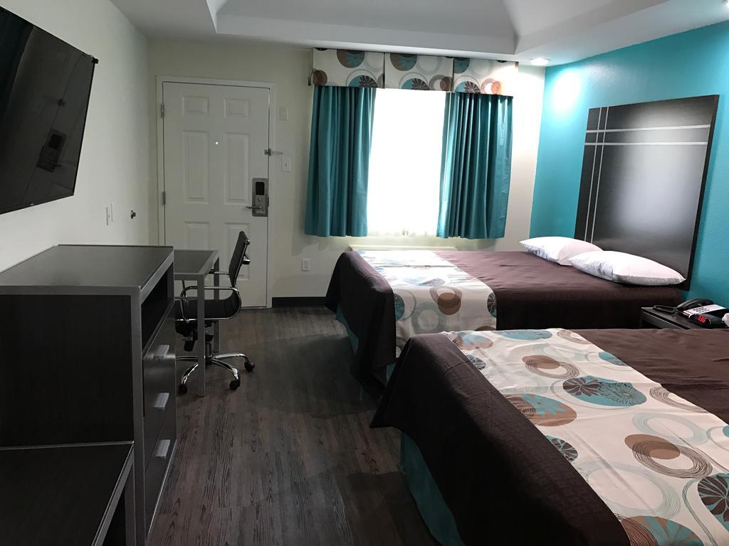 Americas Best Value Inn & Suites Spring / N. Houston Esterno foto