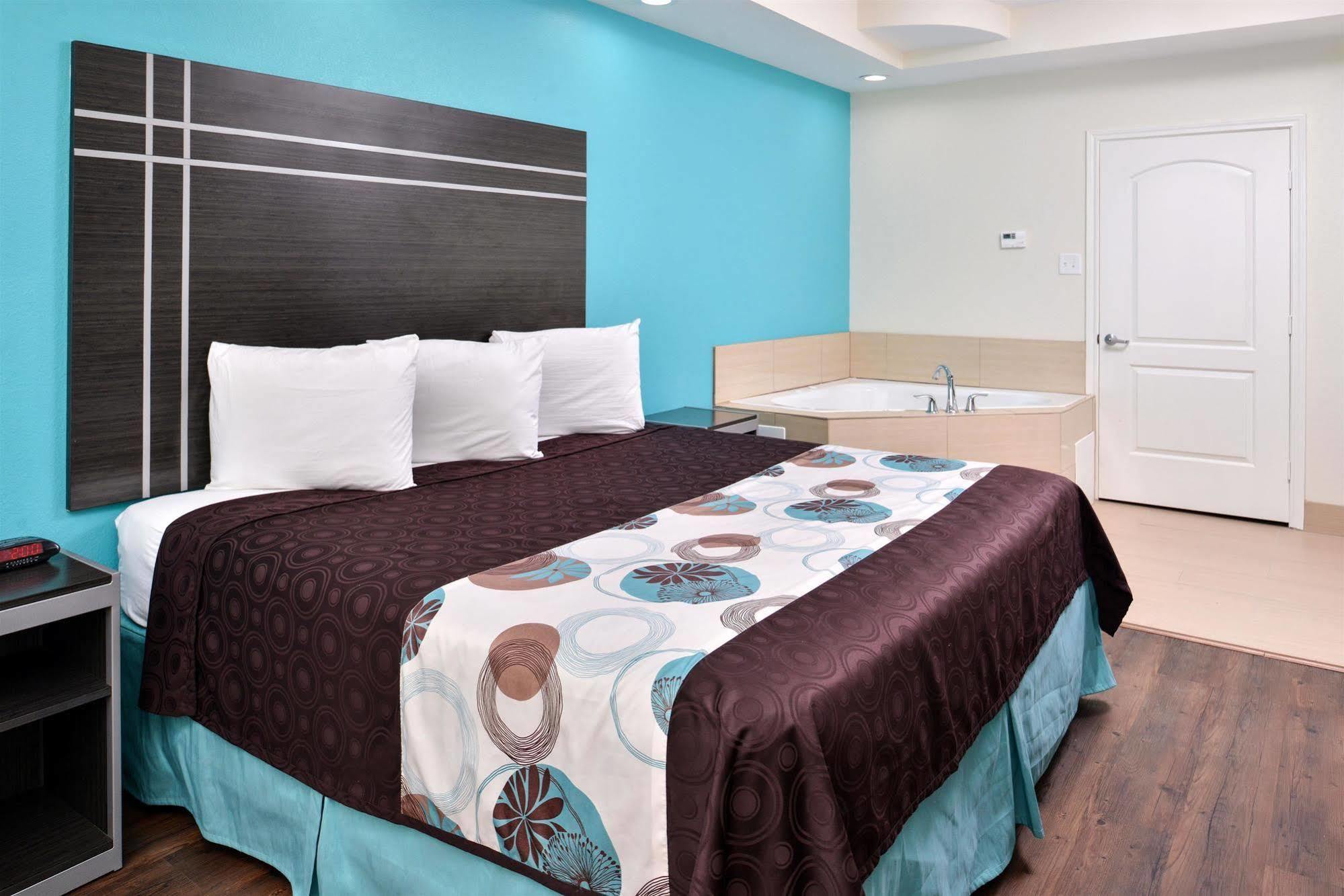 Americas Best Value Inn & Suites Spring / N. Houston Esterno foto