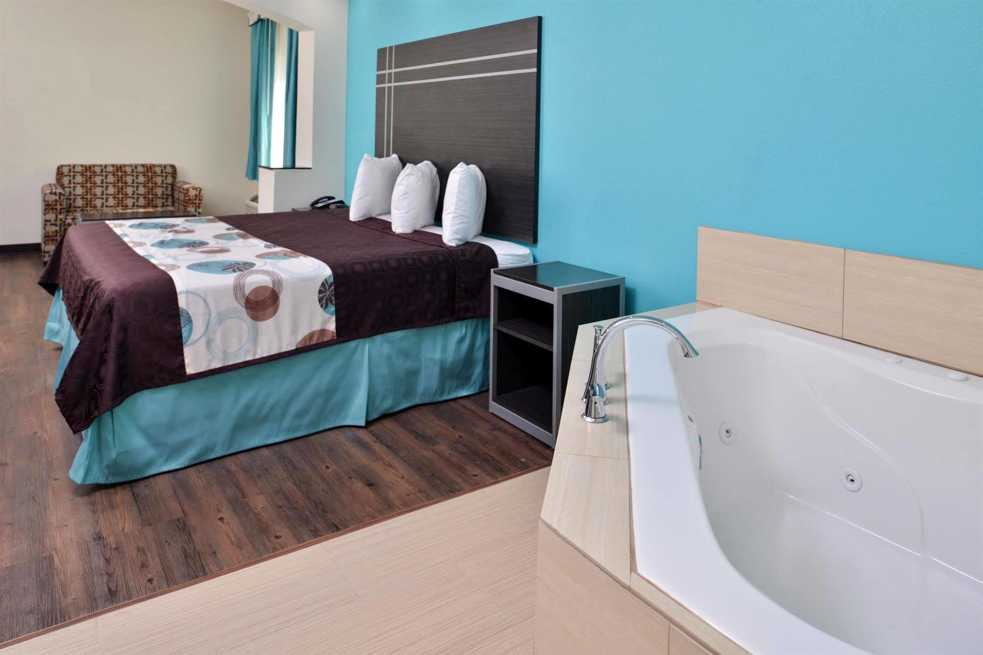 Americas Best Value Inn & Suites Spring / N. Houston Esterno foto